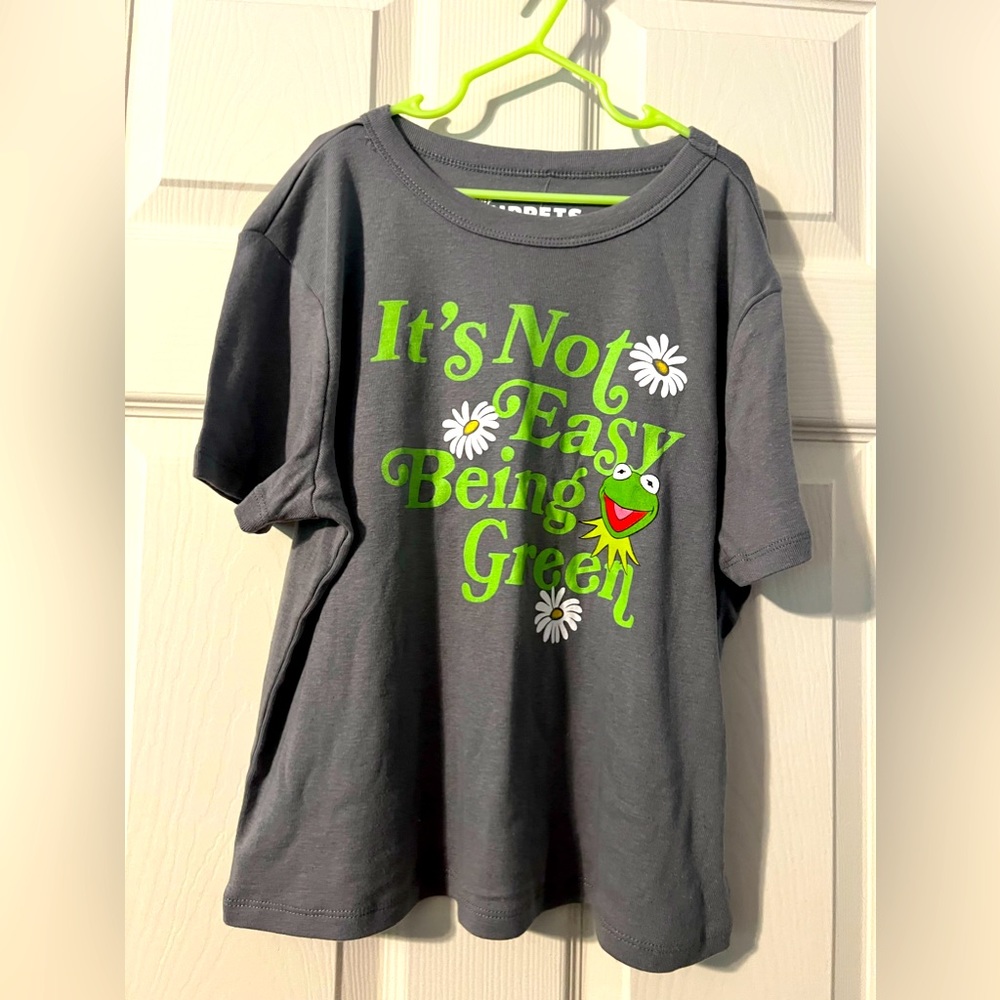 NWT Disney the Muppets short sleeve shirt small M